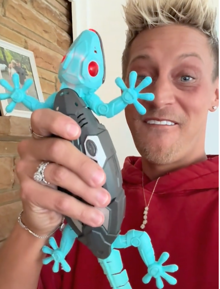 Review by Ryan D., Dad of Two 🐶